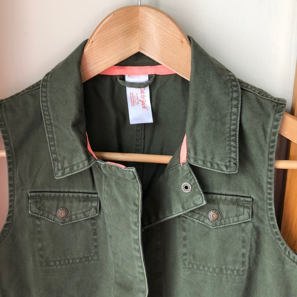 Cat & Jack girls size 10-12 olive utility vest